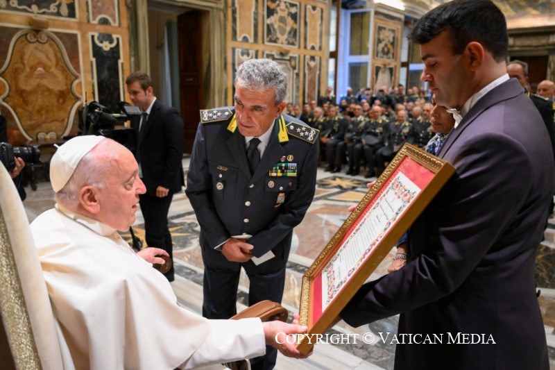 Guardia di Finanza Papa Francesco