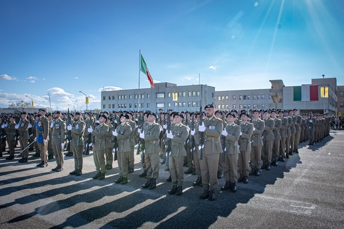 Esercito Italiano soldati 17° RAV “Acqui”