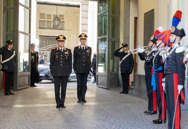 Carabinieri generale Luongo Napoli