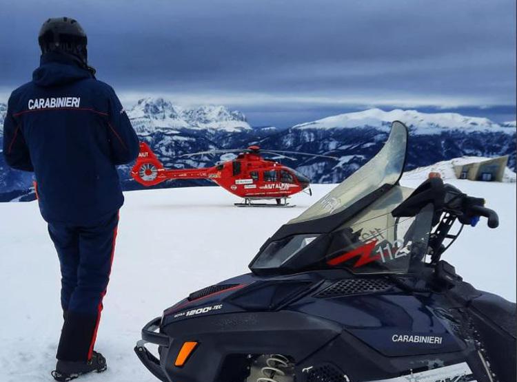 Sciatore croato ubriaco si finge poliziotto