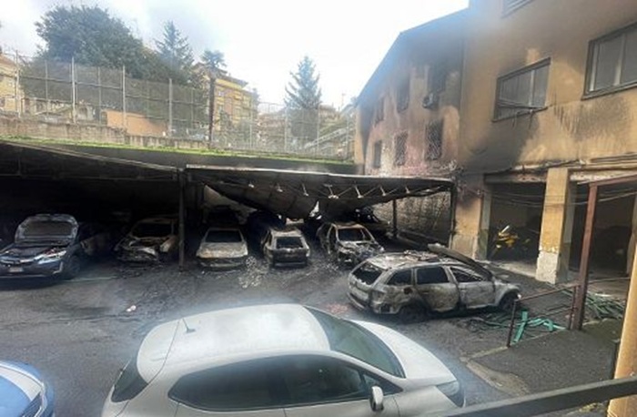 Attentato incendiario al Commissariato di Polizia di Albano Laziale